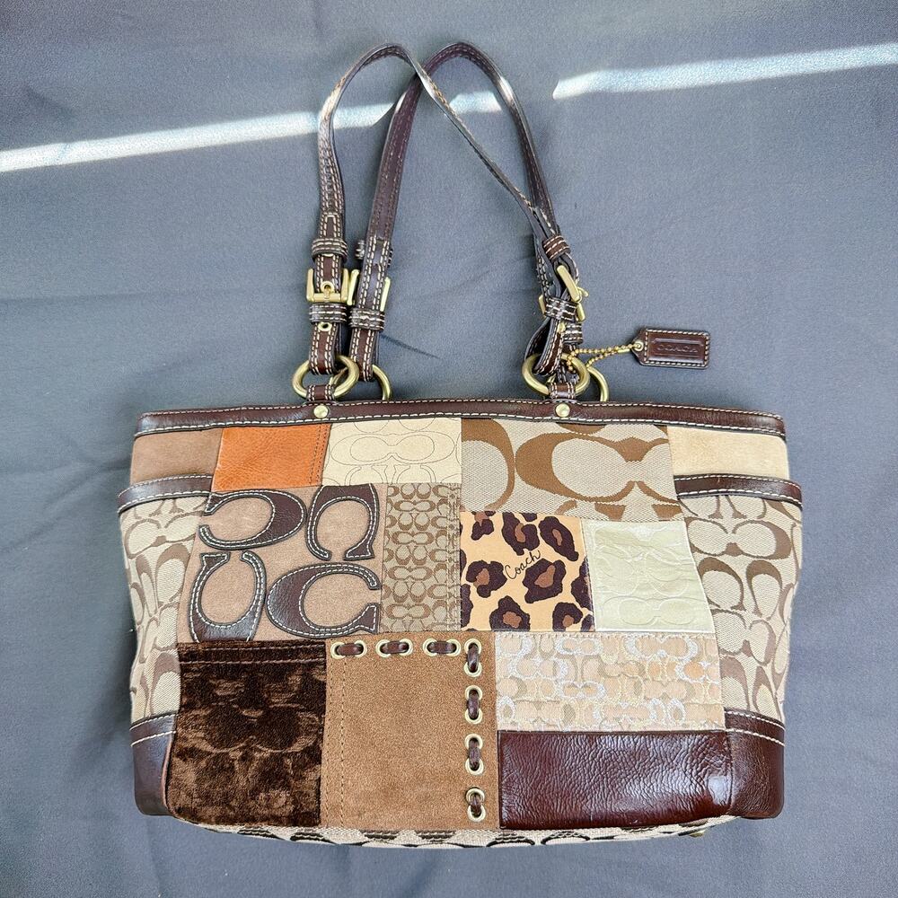 Coach Vintage F12843 Signature Patchwork Tote Bag - Picture 2 of 8